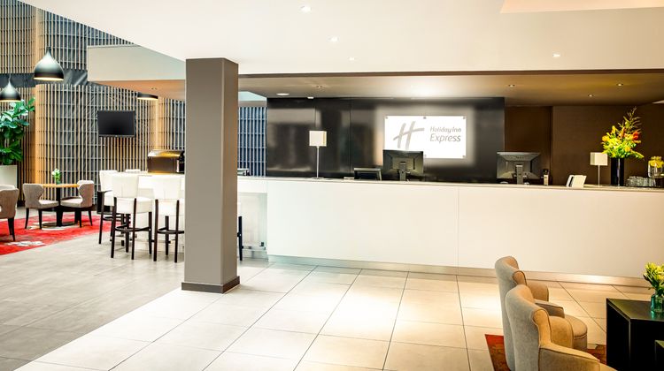 Holiday Inn Express The Hague-Parliament Lobby