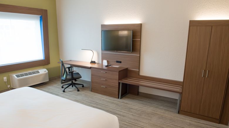 <b>Holiday Inn Express & Suites North Room</b>. Images powered by <a href="https://www.leonardoworldwide.com/" title="Leonardo Worldwide" target="_blank">Leonardo</a>.