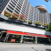 Pinnacle Hotel Harbourfront