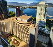 Pinnacle Hotel Harbourfront Exterior