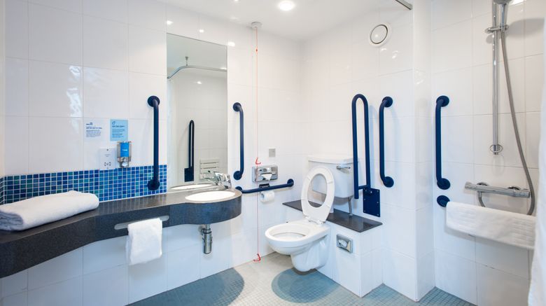 <b>Holiday Inn Express City Centre Room</b>. Images powered by <a href="https://www.leonardoworldwide.com/" title="Leonardo Worldwide" target="_blank">Leonardo</a>.