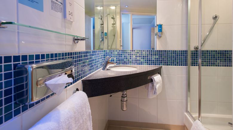 <b>Holiday Inn Express City Centre Room</b>. Images powered by <a href="https://www.leonardoworldwide.com/" title="Leonardo Worldwide" target="_blank">Leonardo</a>.
