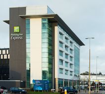 Holiday Inn Express City Centre Exterior