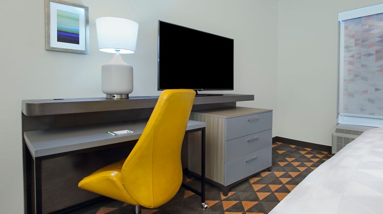 <b>Holiday Inn Hattiesburg North Room</b>. Images powered by <a href="https://www.leonardoworldwide.com/" title="Leonardo Worldwide" target="_blank">Leonardo</a>.
