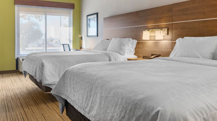Holiday Inn Express Albuquerque Midtown Room