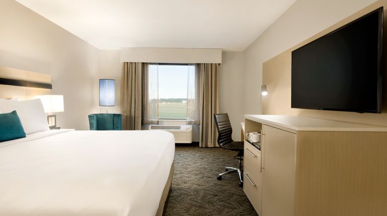<b>Holiday Inn Bloomington-Normal Room</b>. Images powered by <a href="https://www.leonardoworldwide.com/" title="Leonardo Worldwide" target="_blank">Leonardo</a>.