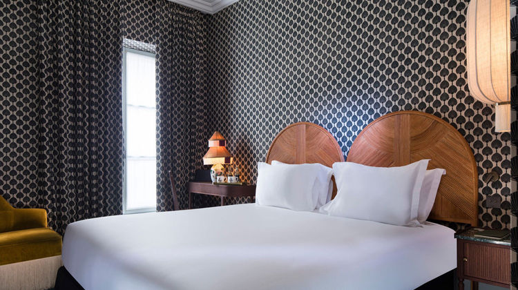 Hotel Monte Cristo Room