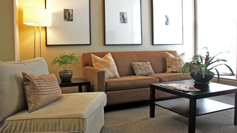 <b>The Inn on Whitworth Room</b>. Images powered by <a href="https://www.leonardoworldwide.com/" title="Leonardo Worldwide" target="_blank">Leonardo</a>.