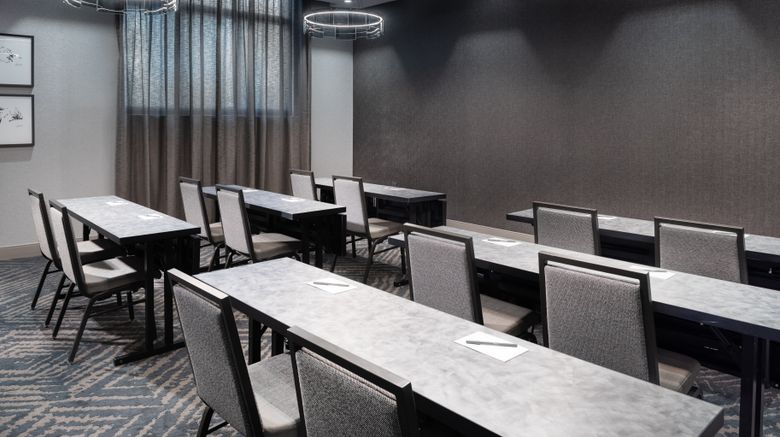 <b>Staybridge Suites Boston Logan Airport Meeting</b>. Images powered by <a href="https://www.leonardoworldwide.com/" title="Leonardo Worldwide" target="_blank">Leonardo</a>.