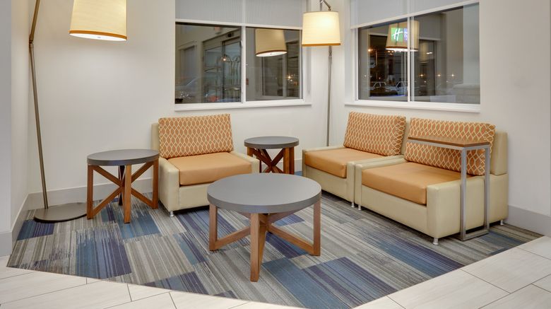 <b>Holiday Inn Express & Suites Lobby</b>. Images powered by <a href="https://www.leonardoworldwide.com/" title="Leonardo Worldwide" target="_blank">Leonardo</a>.