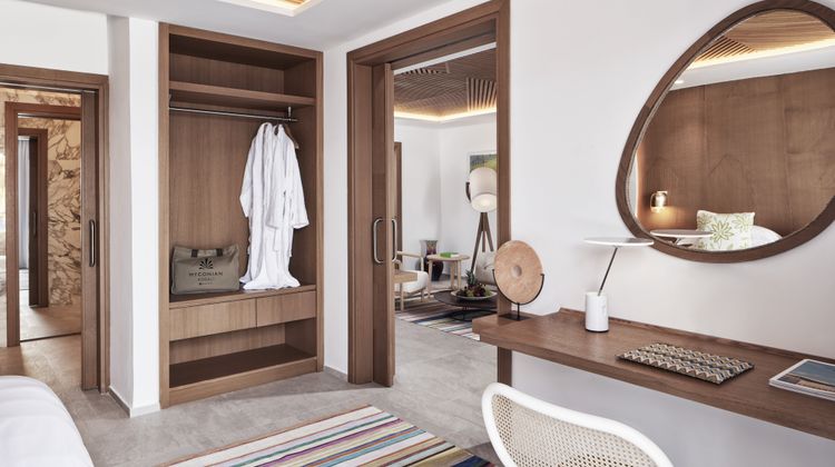 Myconian Korali Suite