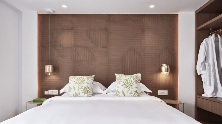 <b>Myconian Korali Suite</b>. Images powered by <a href="https://www.leonardoworldwide.com/" title="Leonardo Worldwide" target="_blank">Leonardo</a>.