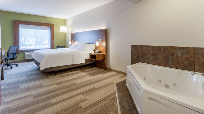 <b>Holiday Inn Express Suite</b>. Images powered by <a href="https://www.leonardoworldwide.com/" title="Leonardo Worldwide" target="_blank">Leonardo</a>.