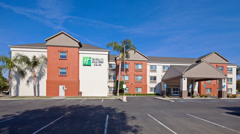 <b>Holiday Inn Express & Suites Tulare Exterior</b>. Images powered by <a href="https://www.leonardoworldwide.com/" title="Leonardo Worldwide" target="_blank">Leonardo</a>.