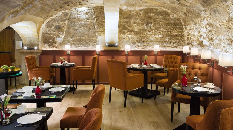 <b>Hotel Les Tournelles Restaurant</b>. Images powered by <a href="https://www.leonardoworldwide.com/" title="Leonardo Worldwide" target="_blank">Leonardo</a>.