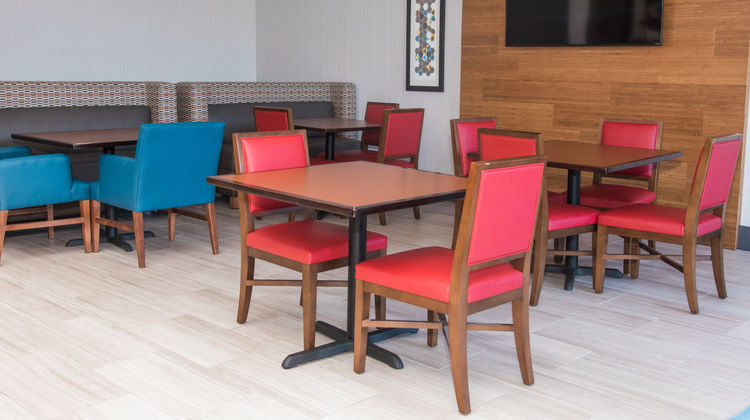 Holiday Inn Express Hotel & Suites Restaurant