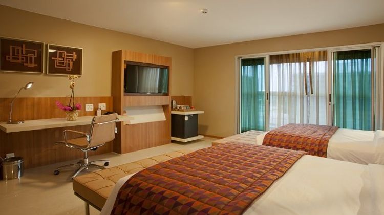 Blue Tree Premium Jade Brasilisa Room