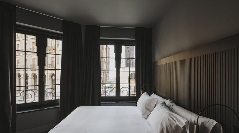 <b>El Moderne Hotel Room</b>. Images powered by <a href="https://www.leonardoworldwide.com/" title="Leonardo Worldwide" target="_blank">Leonardo</a>.