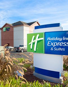 Holiday Inn Express Hotel & Suite