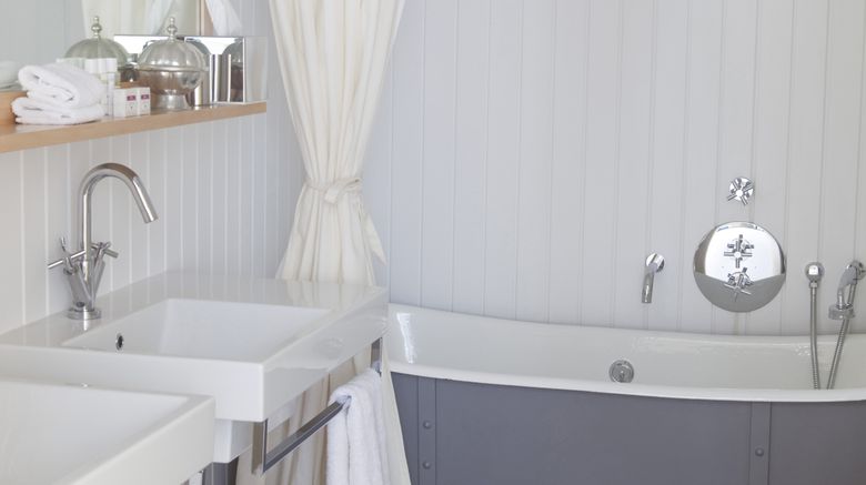 <b>Hotel Boundary, a Design Hotel Room</b>. Images powered by <a href="https://www.leonardoworldwide.com/" title="Leonardo Worldwide" target="_blank">Leonardo</a>.