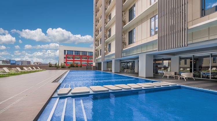 Citadines Bay City Manila Pool