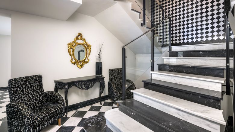 <b>Salles Hotel Aeroport Girona Lobby</b>. Images powered by <a href="https://www.leonardoworldwide.com/" title="Leonardo Worldwide" target="_blank">Leonardo</a>.