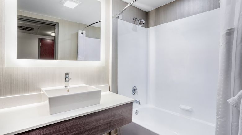 <b>Holiday Inn City Centre Room</b>. Images powered by <a href="https://www.leonardoworldwide.com/" title="Leonardo Worldwide" target="_blank">Leonardo</a>.