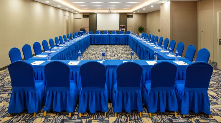 Holiday Inn Express North Station Meeting