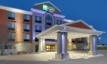 Holiday Inn Express Hotel & Suites