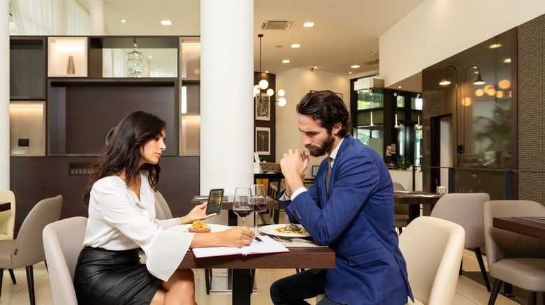 <b>Holiday Inn Turin Corso Francia Lobby</b>. Images powered by <a href="https://www.leonardoworldwide.com/" title="Leonardo Worldwide" target="_blank">Leonardo</a>.