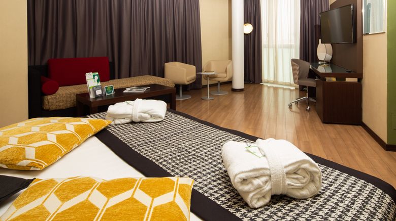 <b>Holiday Inn Turin Corso Francia Suite</b>. Images powered by <a href="https://www.leonardoworldwide.com/" title="Leonardo Worldwide" target="_blank">Leonardo</a>.
