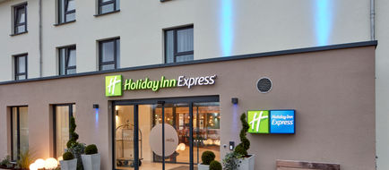 Holiday Inn Express Merzig Exterior