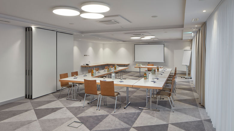 <b>Holiday Inn Express Merzig Meeting</b>. Images powered by <a href="https://www.leonardoworldwide.com/" title="Leonardo Worldwide" target="_blank">Leonardo</a>.