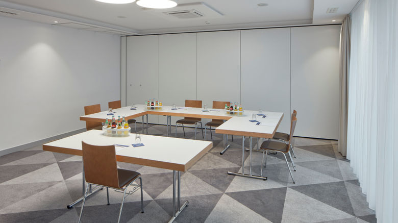 <b>Holiday Inn Express Merzig Meeting</b>. Images powered by <a href="https://www.leonardoworldwide.com/" title="Leonardo Worldwide" target="_blank">Leonardo</a>.