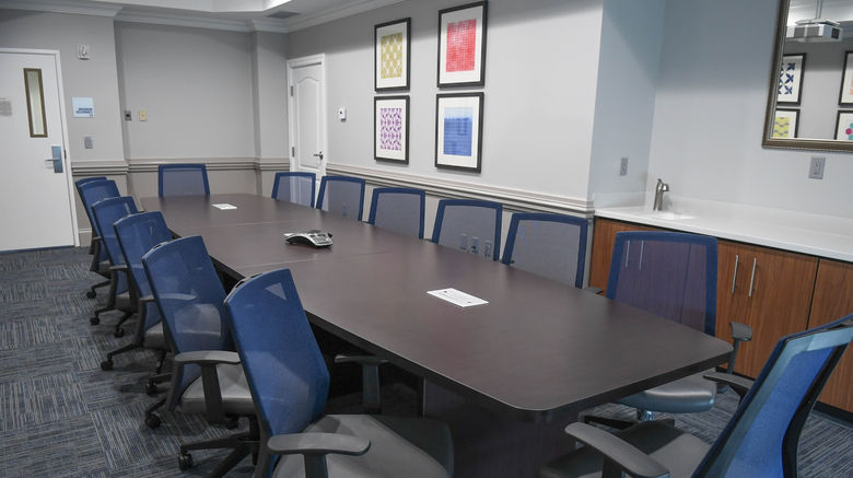 <b>Holiday Inn Express Hotel & Suites Meeting</b>. Images powered by <a href="https://www.leonardoworldwide.com/" title="Leonardo Worldwide" target="_blank">Leonardo</a>.