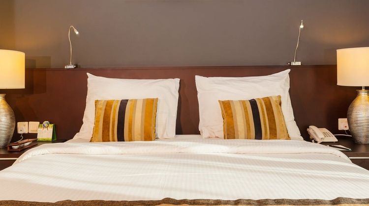 Flora Park Deluxe Hotel Apartments Room