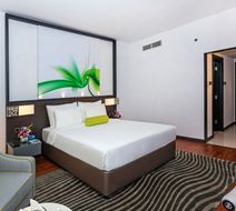 Flora Grand Hotel Room