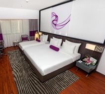 Flora Grand Hotel Room