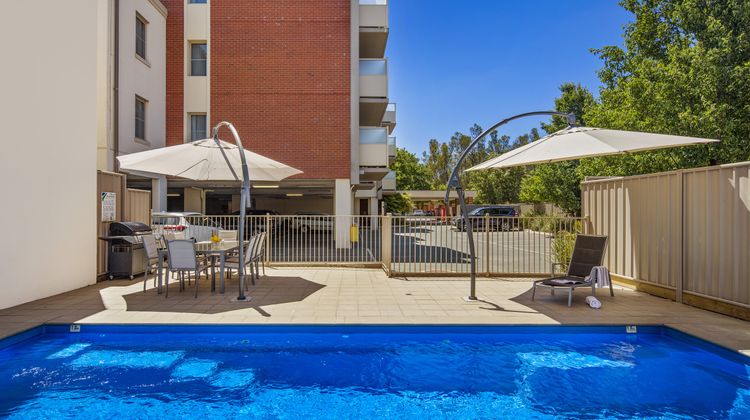 Quest Echuca Pool