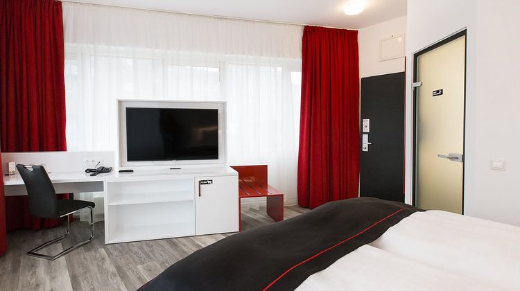 DORMERO Hotel Hannover Airport Room