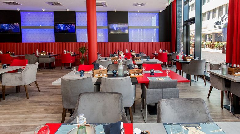 <b>Dormero Hotel Salzgitter Restaurant</b>. Images powered by <a href="https://www.leonardoworldwide.com/" title="Leonardo Worldwide" target="_blank">Leonardo</a>.