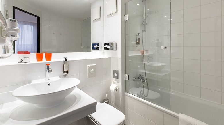 <b>DORMERO Hotel Hannover Airport Room</b>. Images powered by <a href="https://www.leonardoworldwide.com/" title="Leonardo Worldwide" target="_blank">Leonardo</a>.