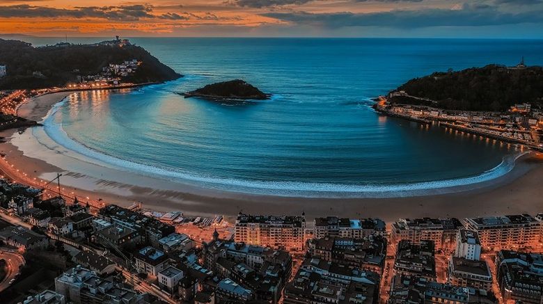 <b>Axel Hotel San Sebastian-Adults Beach</b>. Images powered by <a href="https://www.leonardoworldwide.com/" title="Leonardo Worldwide" target="_blank">Leonardo</a>.