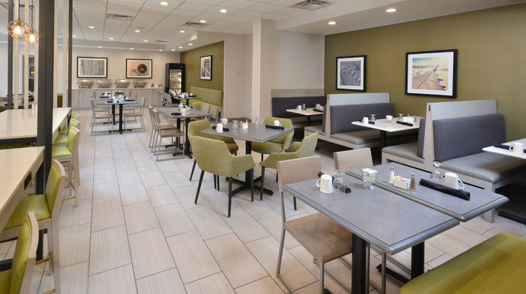 Holiday Inn RDU Airport Restaurant