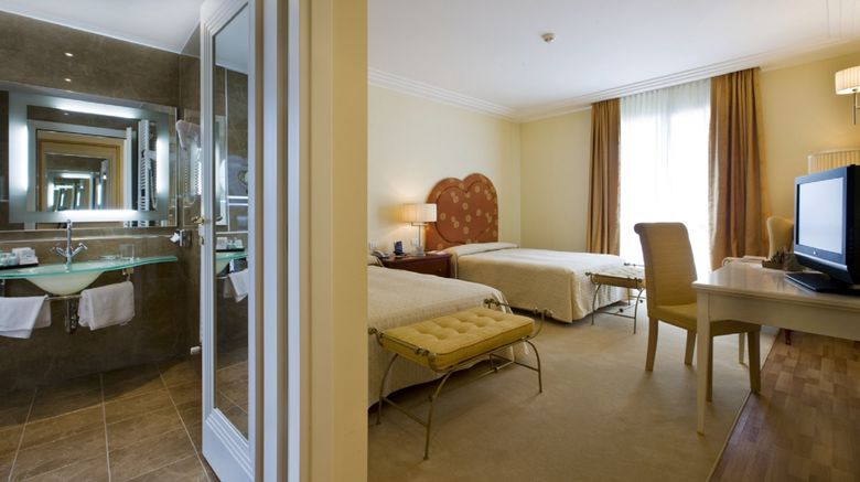 <b>Rizzi Aquacharme Hotel & Spa Room</b>. Images powered by <a href="https://www.leonardoworldwide.com/" title="Leonardo Worldwide" target="_blank">Leonardo</a>.