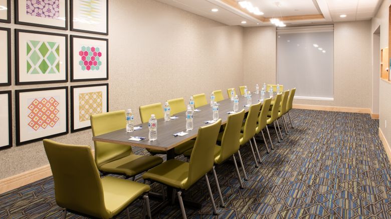 <b>Holiday Inn Express & Stes N Battleford Meeting</b>. Images powered by <a href="https://www.leonardoworldwide.com/" title="Leonardo Worldwide" target="_blank">Leonardo</a>.