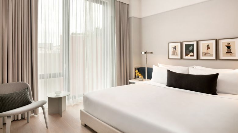 <b>Hotel Indigo Williamsburg Suite</b>. Images powered by <a href="https://www.leonardoworldwide.com/" title="Leonardo Worldwide" target="_blank">Leonardo</a>.