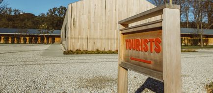 Tourists Exterior