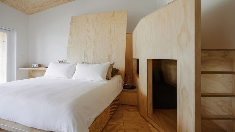 <b>Tourists Room</b>. Images powered by <a href="https://www.leonardoworldwide.com/" title="Leonardo Worldwide" target="_blank">Leonardo</a>.
