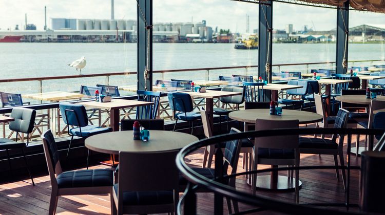 Delta Hotel Restaurant